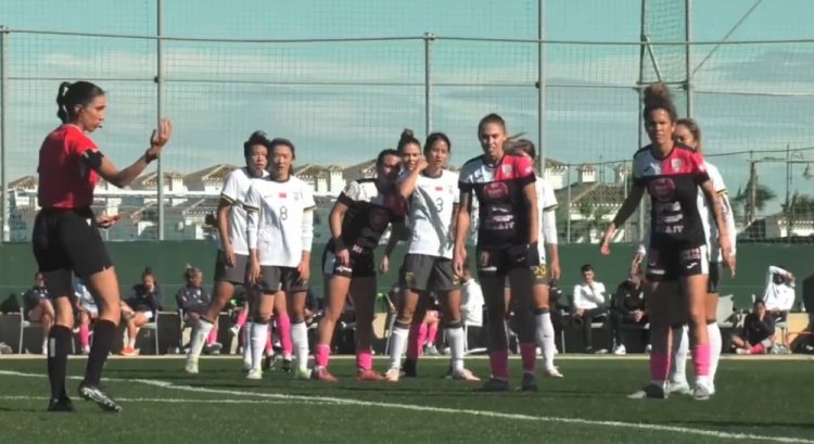  唐佳麗梅開二度、邵子欽破門，中國女足3-2擊敗Alhama俱樂部女足